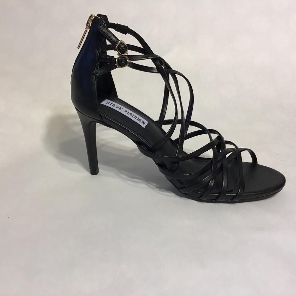 Steve Madden “Fairy” New in Box, Black, Size 7